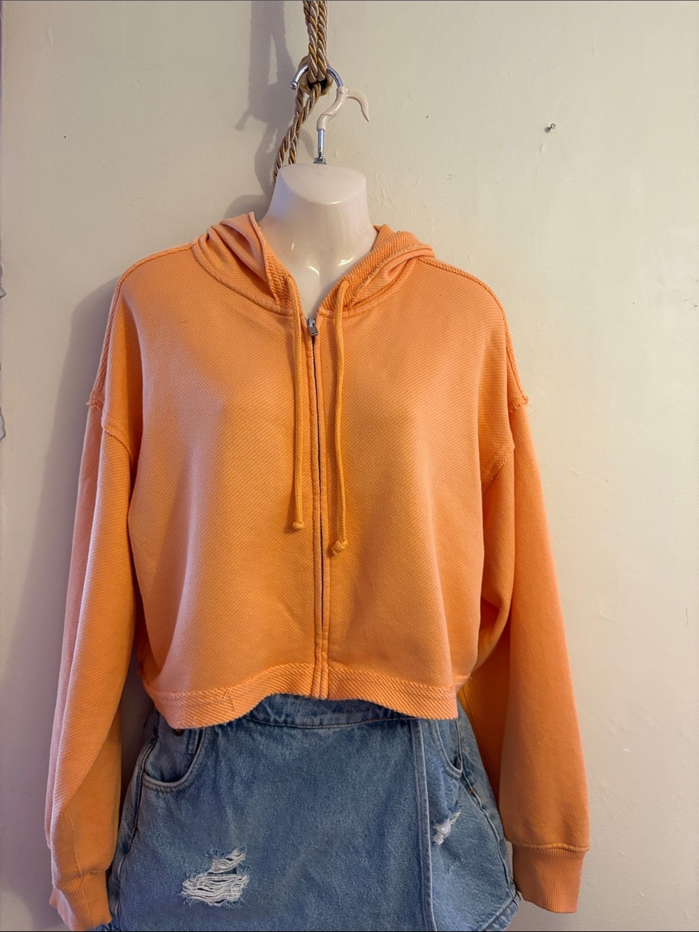 aerie Cropped Zip Hoodie in Peach Orange